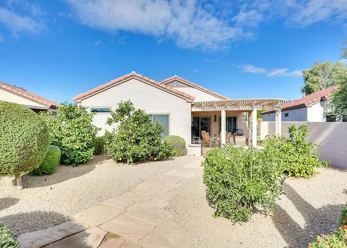 Holiday home Hike & Golf! Extended W/ Pool Access