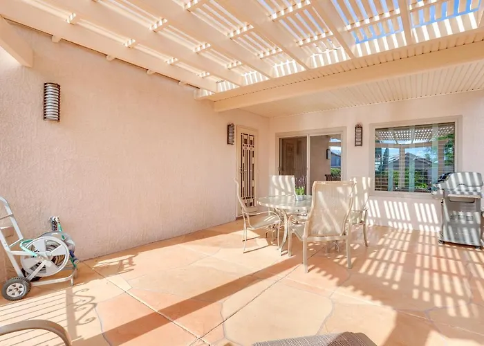 Hike & Golf! Extended W/ Pool Access Holiday home *