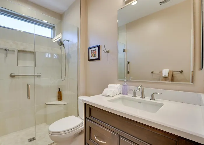 Hike & Golf! Extended W/ Pool Access *