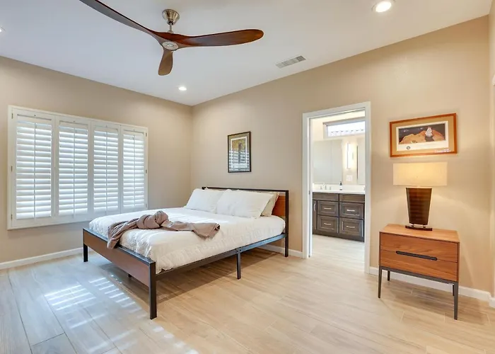 Hike & Golf! Extended W/ Pool Access * Surprise