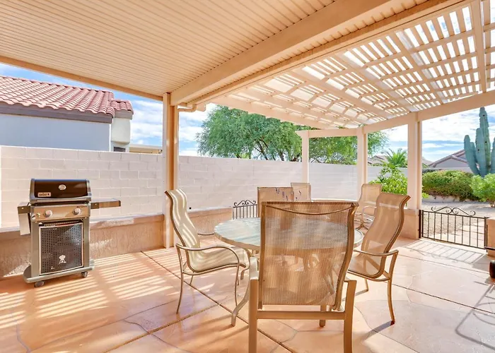 Holiday home Hike & Golf! Extended W/ Pool Access