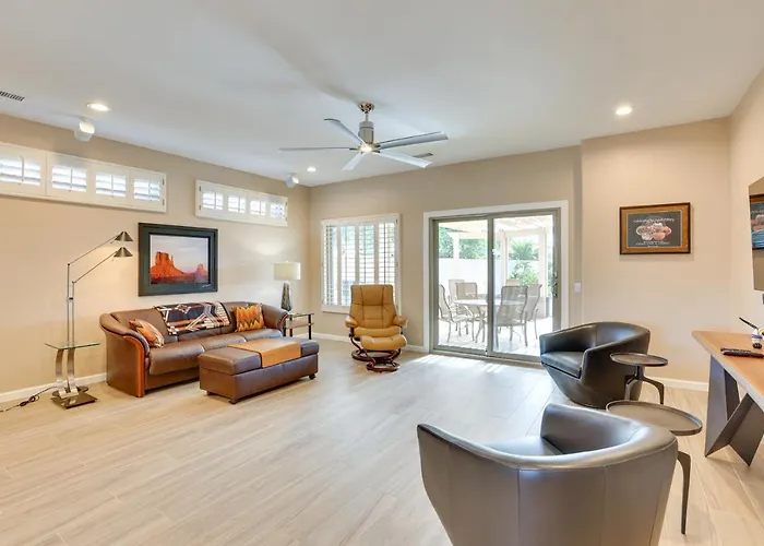 Hike & Golf! Extended W/ Pool Access Holiday home *